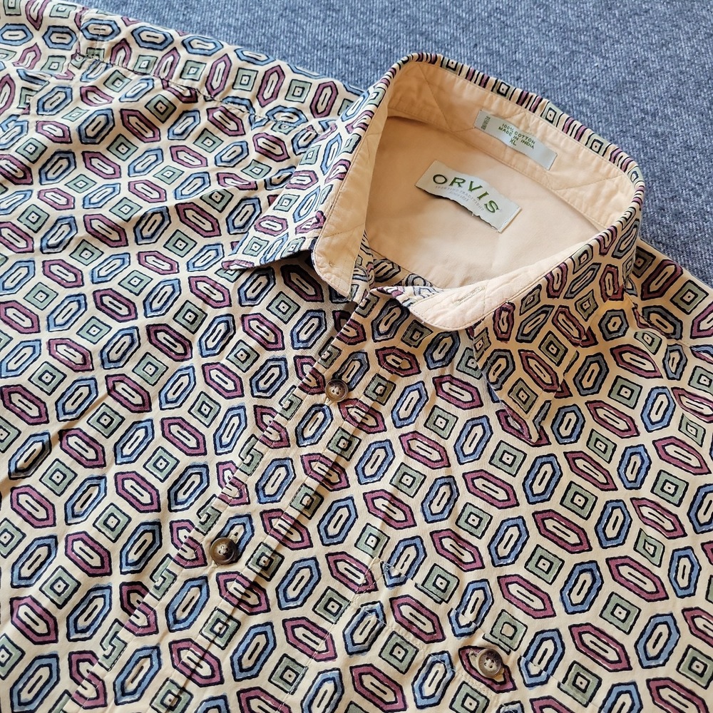 Orvis Shirt Men's XL Tan Geometric Short Sleeve Button Up All Over Print Cotton